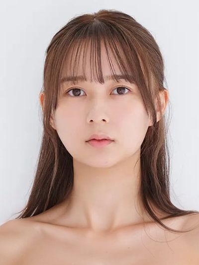 Suzuki Ayane - shows tits