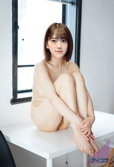 Hori Miona - nude