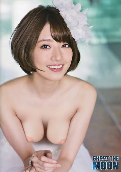 Hashimoto Nanami - shows tits
