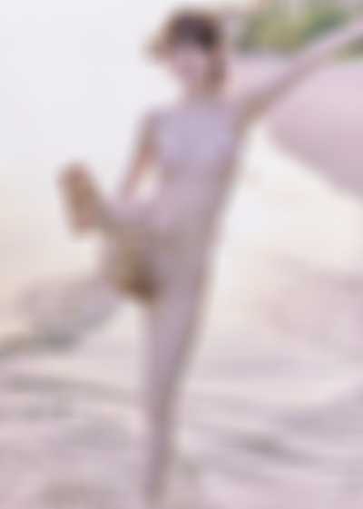 Iwamoto Renka - shaved pussy