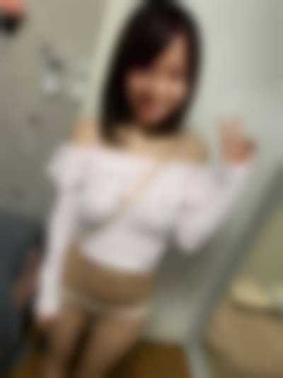 Hashimoto Kanna - shows tits